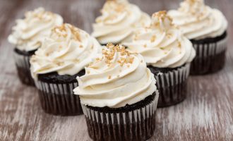 This American Buttercream Frosting Is Delicious and Easy to Make