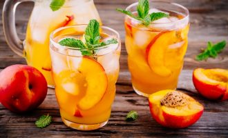 This White Peach Sangria Offers a Full, Rich Flavor