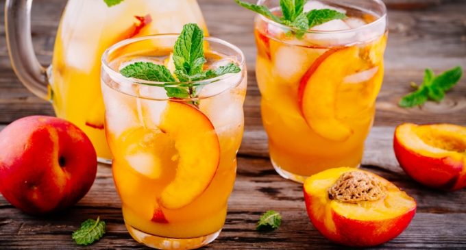 This White Peach Sangria Offers a Full, Rich Flavor