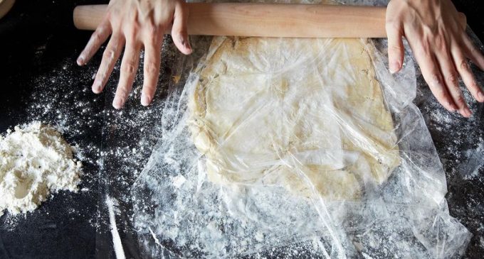 2 Things That Prevent A Hot Kitchen From Ruining Pie Dough