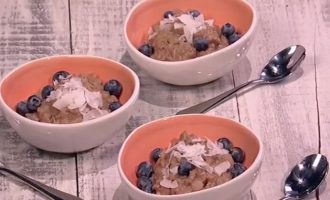 Chai Tea Oatmeal May Be The Best Thing To Eat This Fall