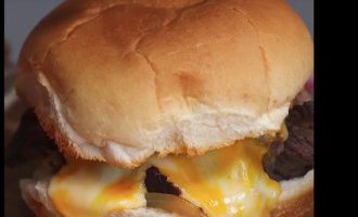 Slow Cooker Garlic Ale Beef Sliders