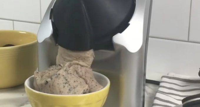 Make Ice Cream The Healthy Way With This Simple Machine