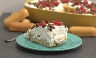 This No Bake Twinkie Pudding Cake Will Be The Hit Of The Party