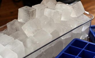 3 Surprising Ways To Hack Ice Cube Trays For More Than Just Broth, Coffee or Wine