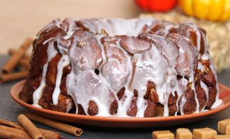 This Pumpkin Cinnamon Roll Monkey Bread Will Be The Star of The Show