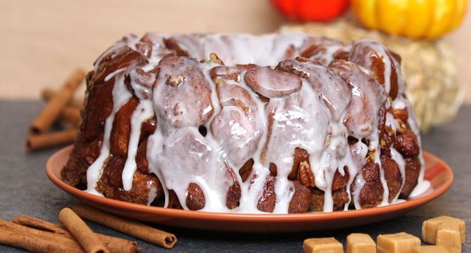 This Pumpkin Cinnamon Roll Monkey Bread Will Be The Star of The Show