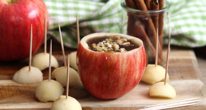 A Mess Free Caramel Apple Fondue Everyone Can Enjoy