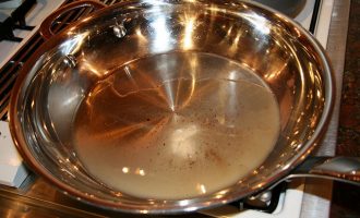 Getting Rid Of Old Cooking Oil The Right Way