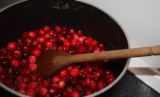 Avoid The Can: How To Make Cranberry Sauce From Scratch