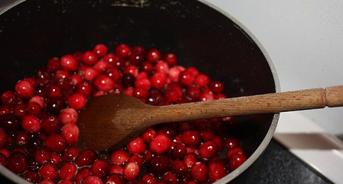 Avoid The Can: How To Make Cranberry Sauce From Scratch