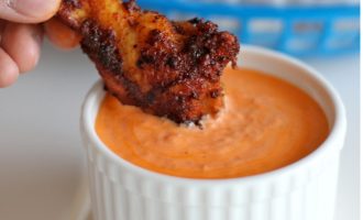 Brown Sugar Chicken Wings With Roasted Red Pepper Sauce