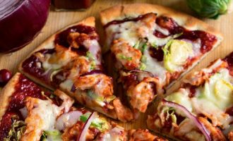 3 Fall Themed Pizzas To Enjoy