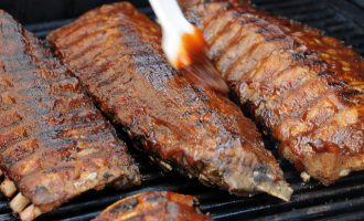 A Homemade BBQ Sauce With a Surprise Ingredient That is Extremely Tasty