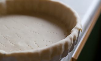 With Only 4 Ingredients Make The Best Pie Crust Ever!