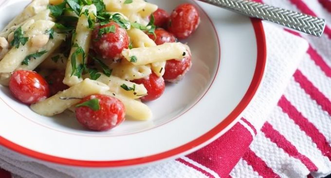 Garlic Penne With White Bean And Tomato