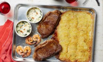 This Steakhouse Sheet Pan Dinner Is Taking Over Date Night