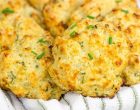 These Cheddar Biscuits Give Red Lobster A Run For Their Money