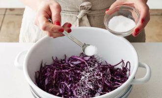 3 Of The Biggest Mistakes To Avoid When Cooking Cabbage
