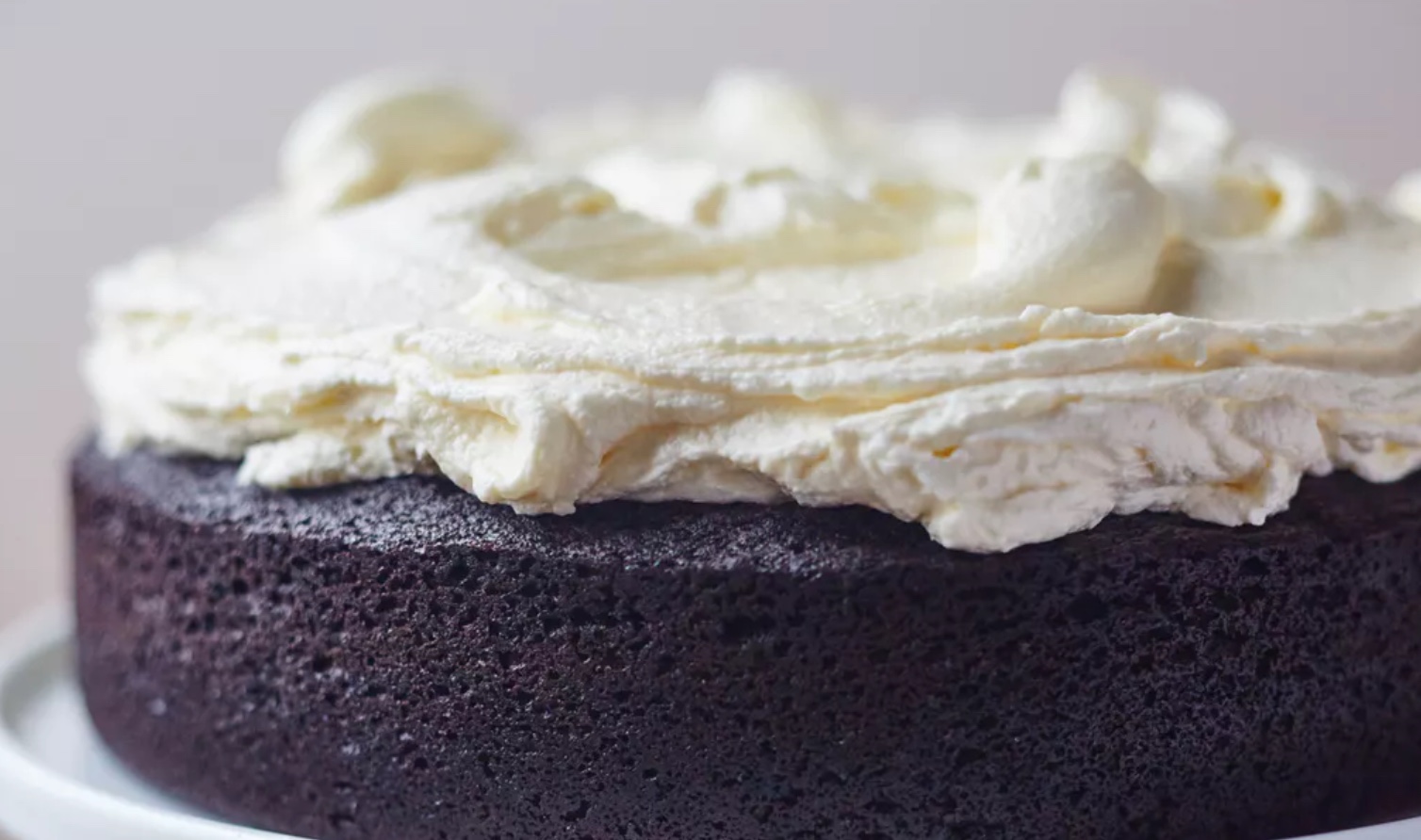 This Dark Chocolate Guinness Cake With Buttercream Frosting Is Perfect