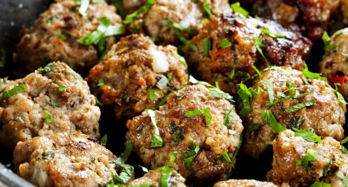 Vegetarian Swedish Meatballs Made From Lentils & Mushrooms | Recipe Station