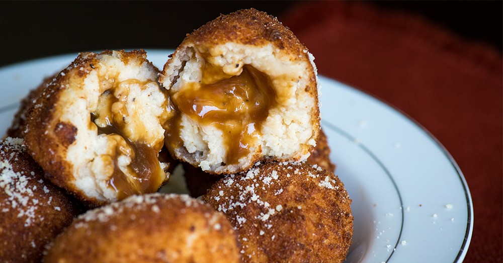 Mashed Potato & Gravy Bombs Make Your Favorite Dish Into An Appetizer