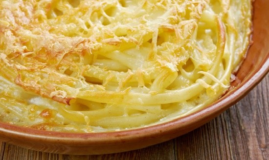 Cooking This Traditional Pasta Dish In The Oven Makes It Taste So Much ...