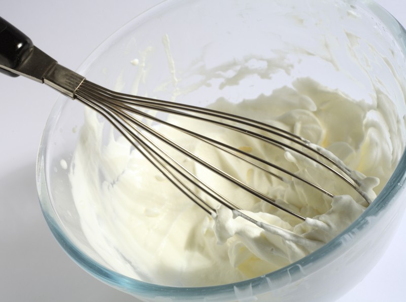 There Is A Big Difference Between Heavy Cream & Whipping Cream That