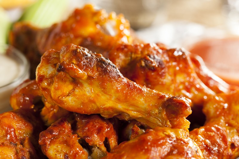 A Father & Son Duo Managed To Steal 41,000 Worth Of Chicken Wings