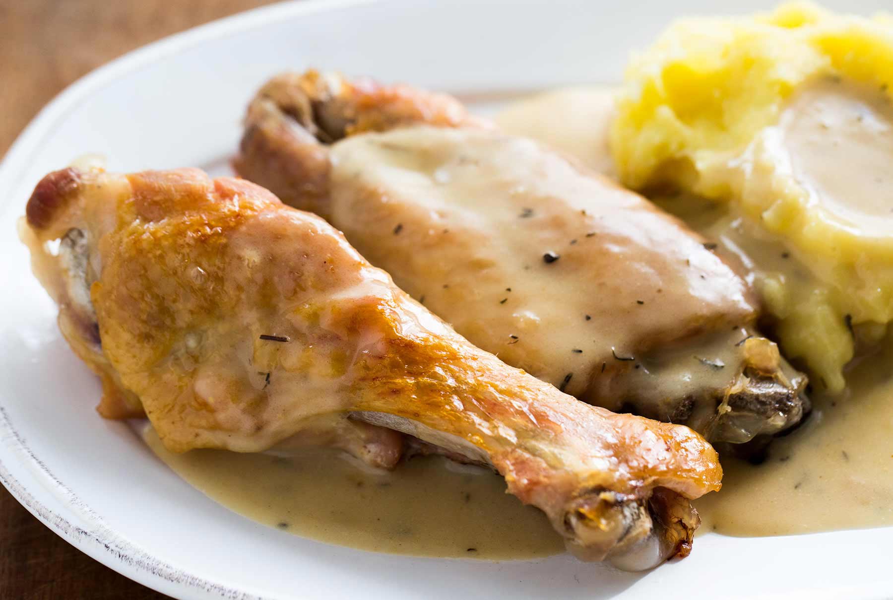 what goes with smothered turkey wings